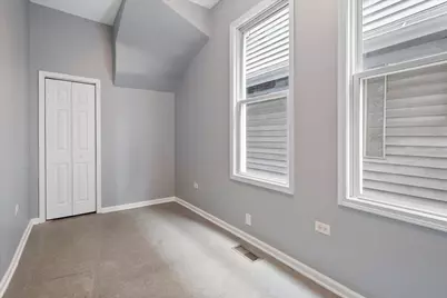 1831 N California Avenue, Chicago, IL 60647 - Photo 15
