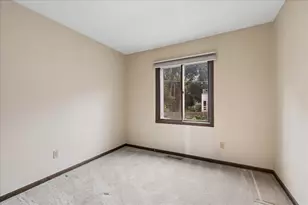 510 W Rockland Rd, Libertyville, IL 60048 - Photo 13
