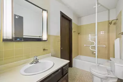 510 W Rockland Road, Libertyville, IL 60048 - Photo 11