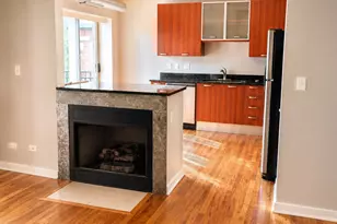 2002 W Birchwood Ave, Chicago, IL 60645 - Photo 3