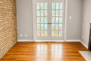 2002 W Birchwood Ave, Chicago, IL 60645 - Photo 5