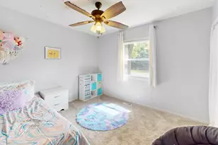 11S556 Book Rd, Naperville, IL 60564 - Photo 17