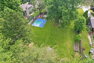 11S556 Book Rd, Naperville, IL 60564 - Photo 23