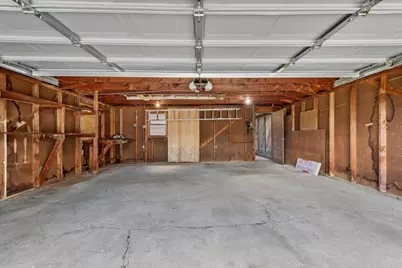 5832 Capulina Avenue, Morton Grove, IL 60053 - Photo 25