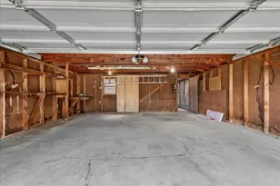 5832 Capulina Ave, Morton Grove, IL 60053 - Photo 25