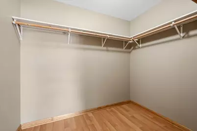 5832 Capulina Avenue, Morton Grove, IL 60053 - Photo 15