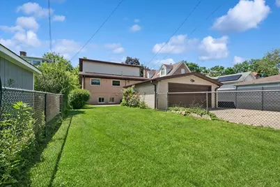 5832 Capulina Avenue, Morton Grove, IL 60053 - Photo 23