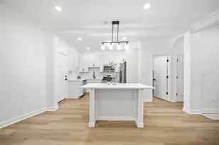 639 N Leamington Ave, Chicago, IL 60644 - Photo 5