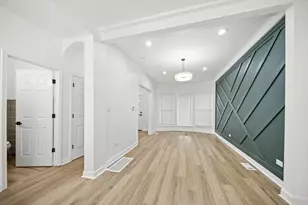 639 N Leamington Ave, Chicago, IL 60644 - Photo 11