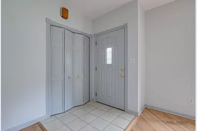 2508 Highland Drive, Lindenhurst, IL 60046 - Photo 3
