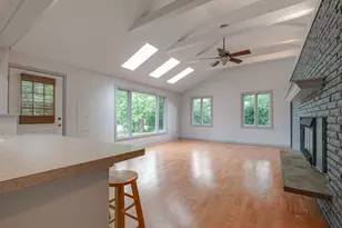 2508 Highland Dr, Lindenhurst, IL 60046 - Photo 11