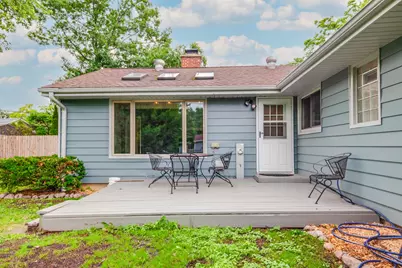 2508 Highland Drive, Lindenhurst, IL 60046 - Photo 29