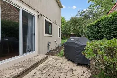 1040 N Charles Street, Naperville, IL 60563 - Photo 31
