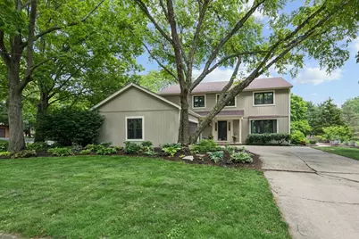 1040 N Charles Street, Naperville, IL 60563 - Photo 1