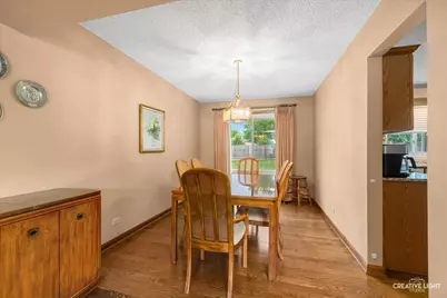 30W110 Avondale Court, Warrenville, IL 60555 - Photo 5