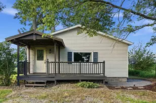 31304 122nd Ave N, Hinsdale, IL 61257 - Photo 1
