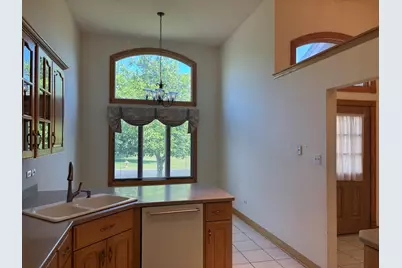 114 Deer Haven Court, Crete, IL 60417 - Photo 5