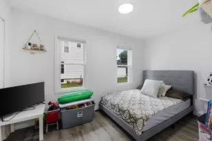 207 E Jefferson Ave, Hampshire, IL 60140 - Photo 9
