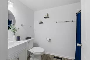 207 E Jefferson Ave, Hampshire, IL 60140 - Photo 7