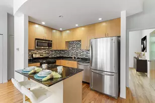 2312 W Bloomingdale Ave, Chicago, IL 60647 - Photo 3