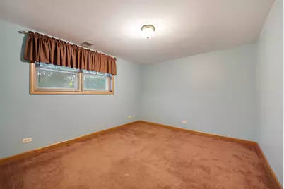 1381 Volkamer Trail, Elk Grove Village, IL 60007 - Photo 19