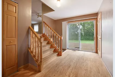 1381 Volkamer Trail, Elk Grove Village, IL 60007 - Photo 15