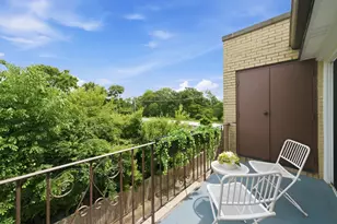 814 N River Rd, Mount Prospect, IL 60056 - Photo 9