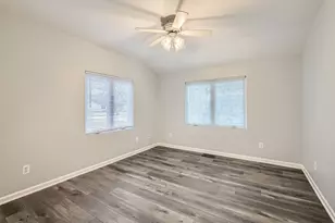 601 Oakwood Dr, Geneva, IL 60134 - Photo 9