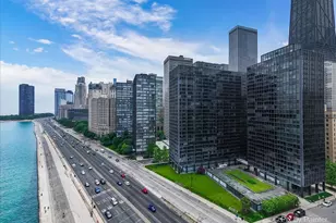 900 N Lake Shore Dr, Chicago, IL 60611 - Photo 7