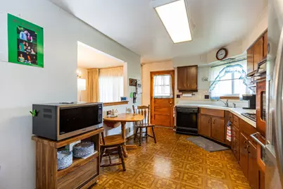 70 Dover Drive, Des Plaines, IL 60018 - Photo 15