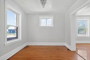 558 N Crystal St, Elgin, IL 60123 - Photo 13
