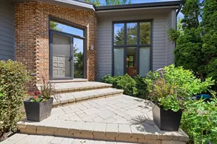 1755 S Wiesbrook Rd, Wheaton, IL 60189 - Photo 3