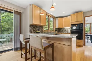 1755 S Wiesbrook Rd, Wheaton, IL 60189 - Photo 11