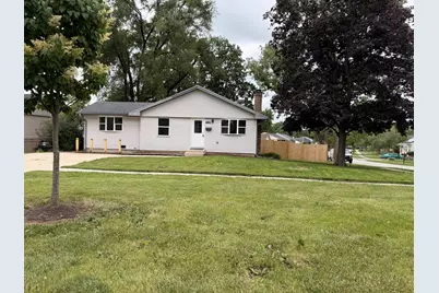 461 E Fullerton Avenue S, Glendale Heights, IL 60139 - Photo 1