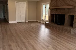 461 E Fullerton Ave S, Glendale Heights, IL 60139 - Photo 3