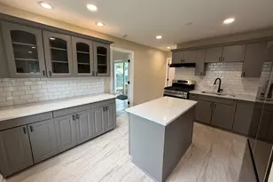 461 E Fullerton Ave S, Glendale Heights, IL 60139 - Photo 5