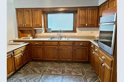 2209 Burr Oak Avenue, North Riverside, IL 60546 - Photo 3