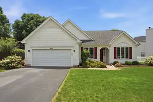 169 Sandalwood Ln, Bolingbrook, IL 60440 - Photo 1