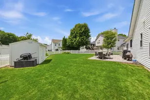 169 Sandalwood Ln, Bolingbrook, IL 60440 - Photo 17