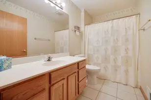 639 Hampshire Dr, Hampshire, IL 60140 - Photo 17