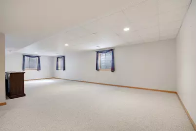 639 Hampshire Drive, Hampshire, IL 60140 - Photo 19