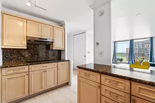 [Address not provided], Chicago, IL 60660 - Photo 11