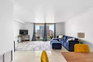 [Address not provided], Chicago, IL 60660 - Photo 7