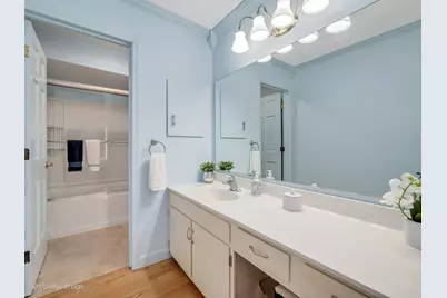 19W182 Ginny Lane E #182, Oak Brook, IL 60523 - Photo 23