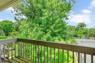19W182 Ginny Ln E, Oak Brook, IL 60523 - Photo 31