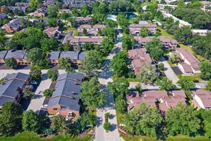 19W182 Ginny Ln E, Oak Brook, IL 60523 - Photo 1