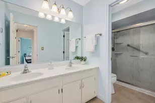 19W182 Ginny Ln E, Oak Brook, IL 60523 - Photo 25