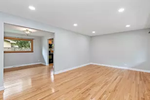 51 E Heron Dr, Palatine, IL 60067 - Photo 9