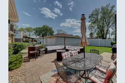 9973 Wilson Avenue, Schiller Park, IL 60176 - Photo 19