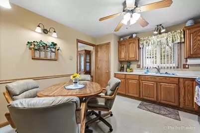 830 Buckingham Court, Crystal Lake, IL 60014 - Photo 9
